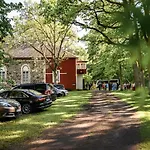 Uki Puhkekuela Pärnu