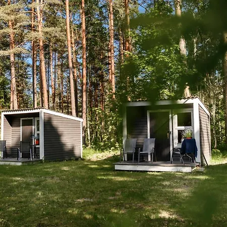 Uki Puhkekuela * パルヌ