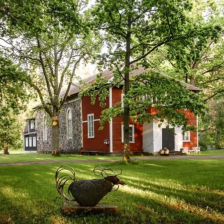 Uki Puhkekuela キャンプ場