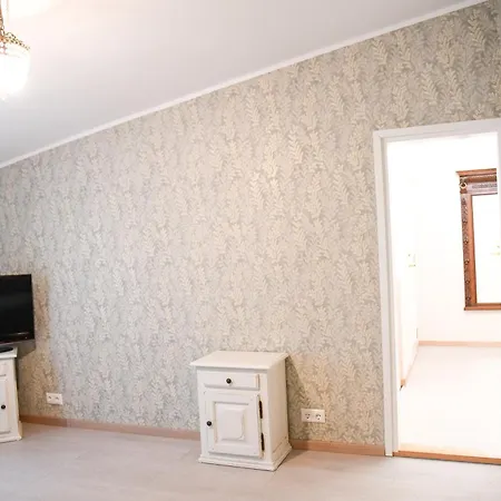 Uki Puhkekuela مكان تخييم بارنو